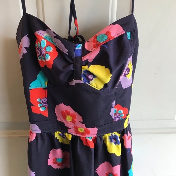 American Eagle Floral Dress - Picture 2 of 5